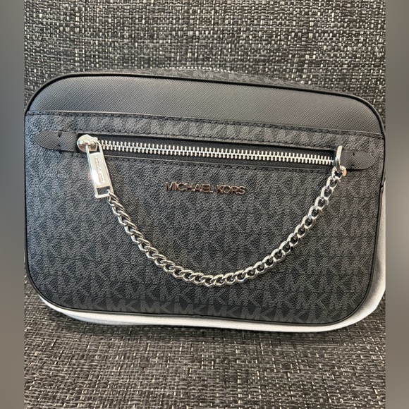 Michael Kors Handbags - Michael Kors Charcoal and Black Zip Bag